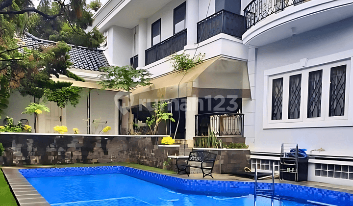 Murah Dijual Rumah Mewah Classic Design di Pati Unus Kebayoran Baru, Jakarta Selatan Siap Huni