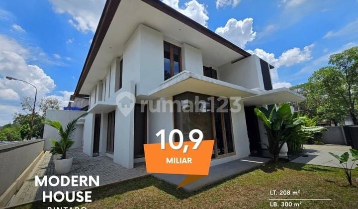 Semi-furnished modern house in Bintaro, strategic location, ready to occupy.