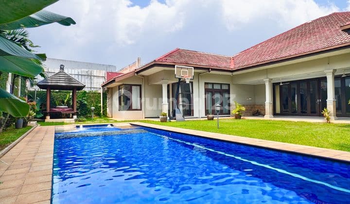 Dijual Rumah Lux Dalam Komplek Di Cipete Dan Jarak Hanya 4 Menit Jalan Kaki Ke Stasiun Mrt,berada Di Perumahan Yang Nyaman