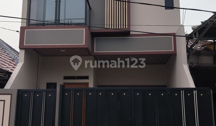 Dijual Rumah Baru 2 Lantai Cantik Minimalis Hunian Cluster Simprug Diporis