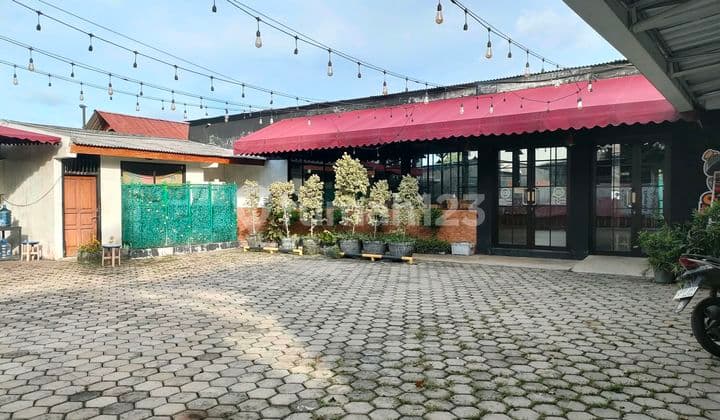 Cari Tempat Usaha? Ini Cocok Banget! Luas 917 M²‼️"Lokasi Strategis, Pinggir Jalan, Siap Huni .