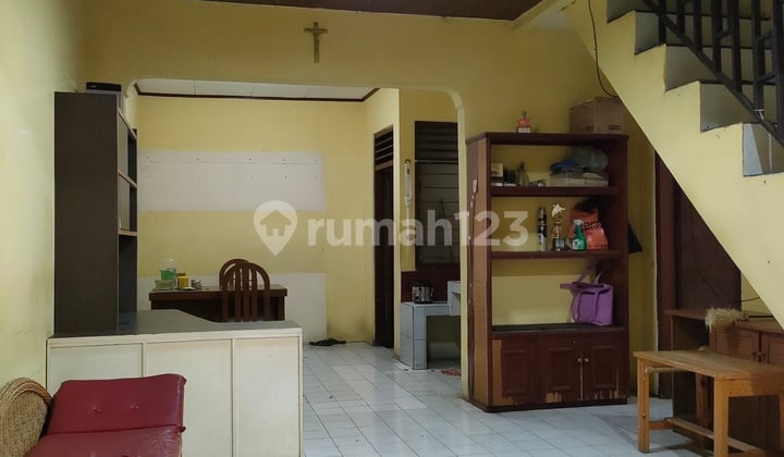 Sewa Rumah 2 Lantai – Akses Mudah Ke Stasiun & Rs, Dekat Bkt