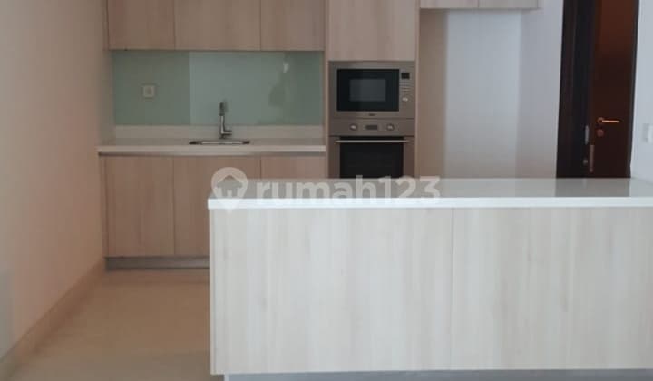 Brand New, 4+1 BR, Luas 148 m2, Unfurnished, The Kensington Royal Suites, Apartemen di Kelapa Gading, Jakarta Utara