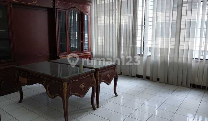 Furnished, Size 4.5 x 17, Neat for Office, Shop House in Kelapa Gading, North Jakarta