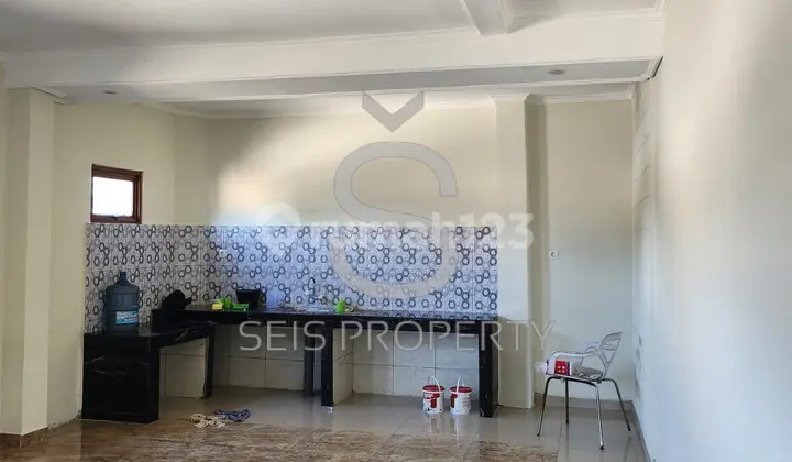 Ready to move in, House, 2 Floors, Freehold Title, can be Mortgaged (KPR) in Geger Kalong Bandung