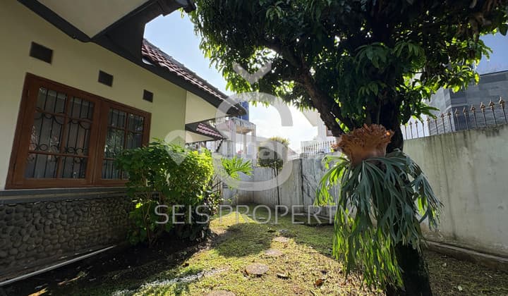 Flood-free, Single-Story House, Freehold Title, Eligible for Mortgage in Ujungberung, Bandung
