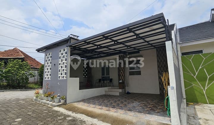 Rumah Bagus Ngamprah, Bandung Barat SHM posisi hook