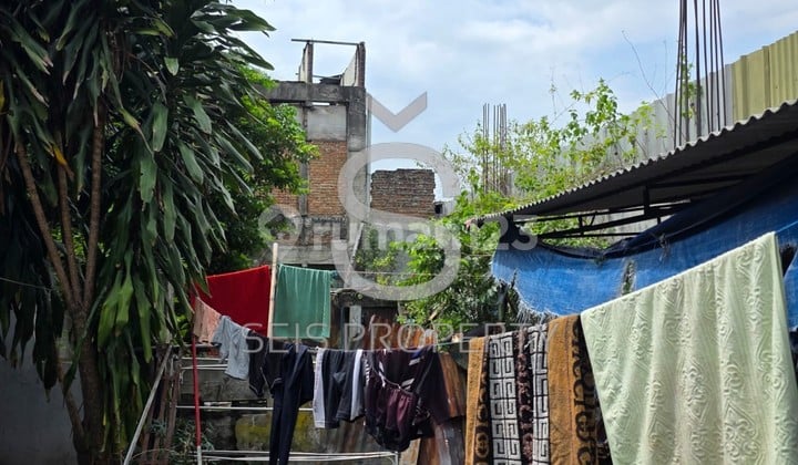 Tanah 430 m2 SHM di mainroad jl. veteran, Bandung bentuk gentong