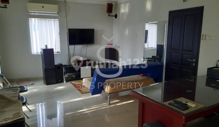 Ruko rendeng Butuh Minim Renovasi 525 m2 Kopo, Bandung SHM