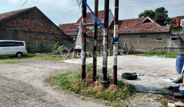 Tanah di Cisaranten Kulon SHM 400 m² Dekat Pusat Kota Bandung