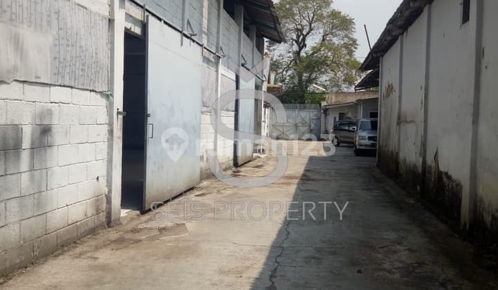 Pabrik/Gudang Butuh Minim Renovasi 1509 m2 SHM Soreang, Bandung