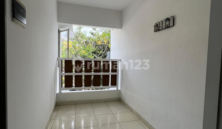 Rumah 2 Lantai Di Sektor 5 Full Furnished Siap Huni