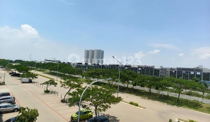 Ruko Boston Pik2 , hadap barat cocok untuk kantor