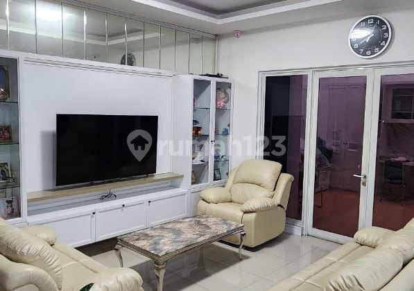 Dijual Cepat Kondisi Bagus Full Furnish Primer Mansion Bandengan