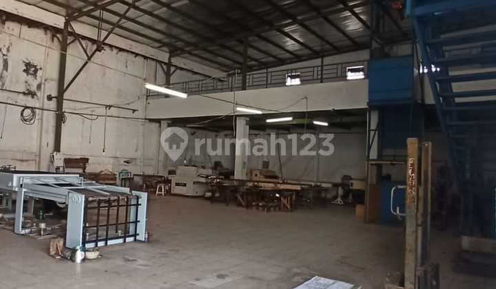 For Sale Fast Two-Front Warehouse in Bandengan 2920m2 Price 10 Billion