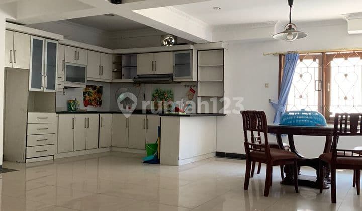 For Sale Townhouse in Rajawali Furnish Apartment, 3 Floors