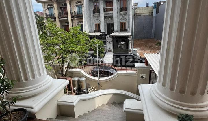 Pantai indah kapuk 1 disewakan rumah 9x20, 4 kamar tidur