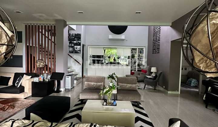 2 Rumah Luas Jadi 1 Sudah SHM 2 Lantai Lokasi Strategis di Bintaro