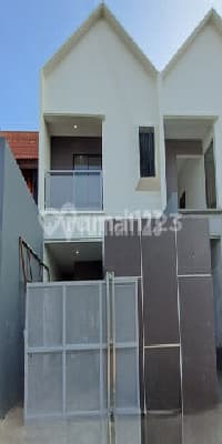 Brand New ! Rumah Lokasi Strategis dekat Bintaro Jaya @Ciputat