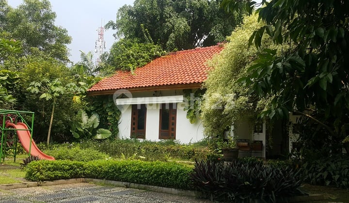 Rare Item! Rumah Premium 2 Lantai di Jakarta Selatan - Tanah 1.910M² - Parkir 8 Mobil