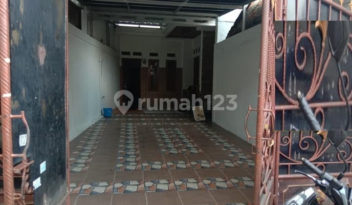 10-Door Boarding House in Jurang Mangu Timur, Pondok Aren.