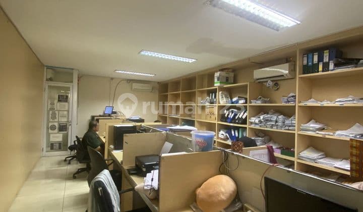 Kebayoran Lama Office Building