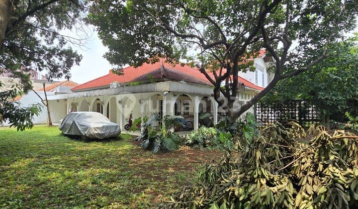 Rumah Hitung Tanah Posisi Hook Dalam Komplek di Jatiwaringin