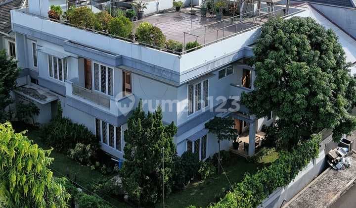 Rumah Modern Tropis Posisi Hook Di Kayu Putih