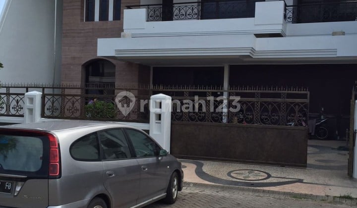 Rumah full furnish kayu jati, bagus, harga terjangkau
