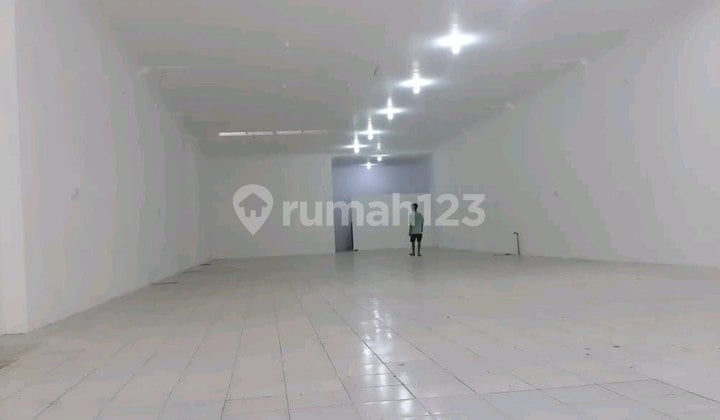 Ruang Usaha Raya Manyar Kertoarjo Surabaya