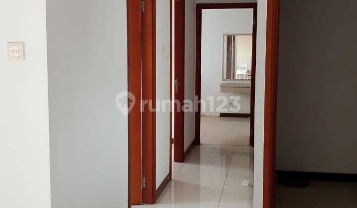 3 Bedroom Apartment Waterplace Tower E Surabaya