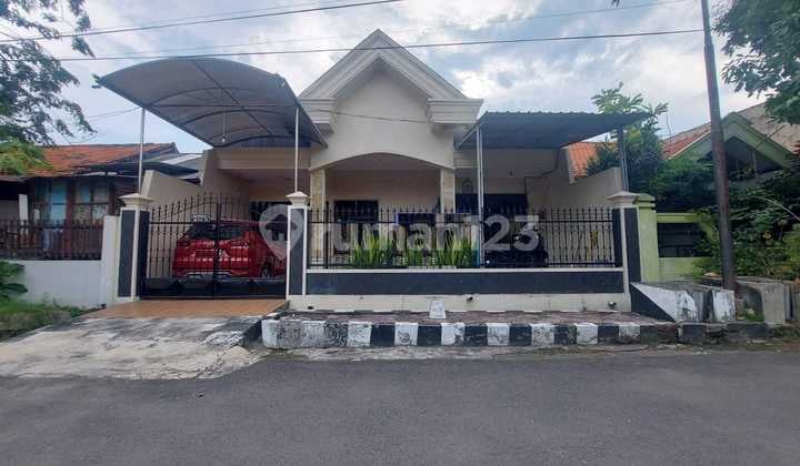 Rumah Dijual 1 Lantai Rungkut Asri 2,2M LT 200 Lebar 10 Meter Hunian Mapan Koridor Merr Rev.a355