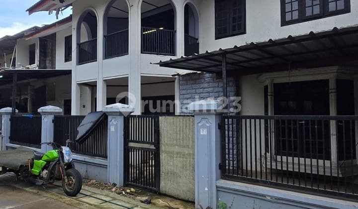 Rumah 2 Lantai Posisi Culdesac di Lokasi Nyaman Strategis Kembangan Utara