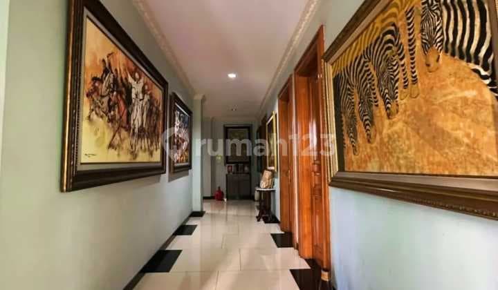 Dijual – Rumah Townhouse Mewah di Komplek Apartemen Taman Kemang Jaya, Jakarta Selatan