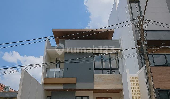 Dijual Rumah Nyaman Brand New di Taman Villa Meruya