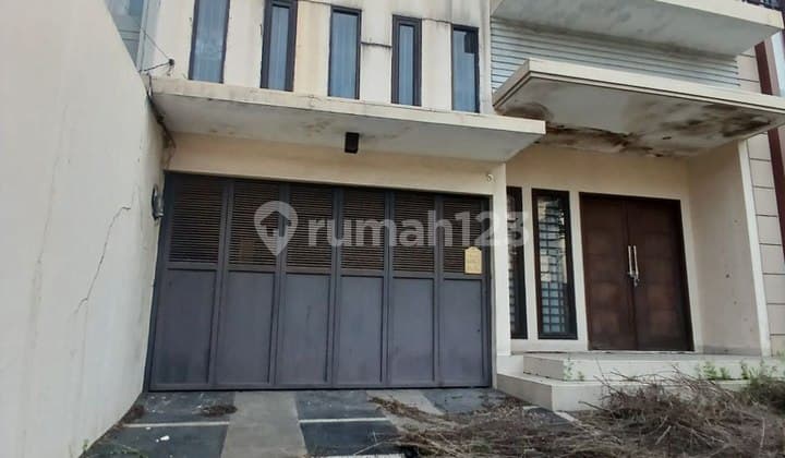 Dijual Rumah 2 Lantai di Lokasi Strategis Green Garden, Kedoya