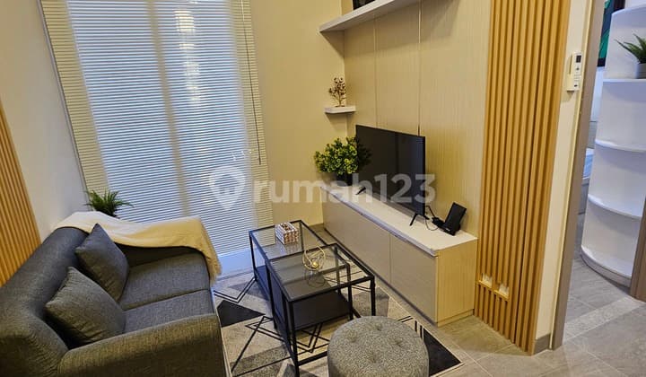 Apartemen Azure 2 Kamar Tidur Furnished