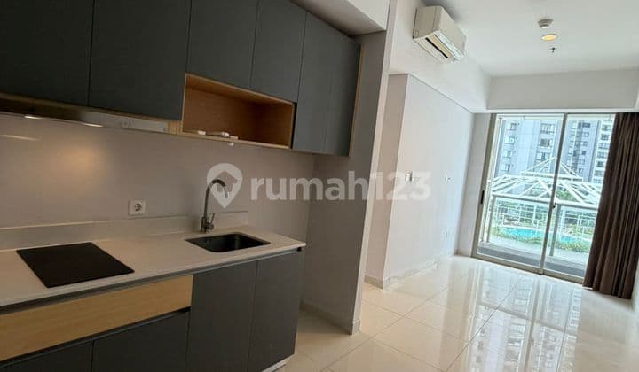 Apartemen F 3 Kamar Tidur Unfurnished