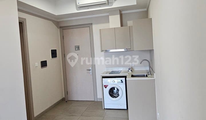 Apartemen Equinox 2 Kamar Tidur Unfurnished