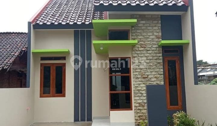 Affordable House in Depok City with SHM - Certificate of Ownership