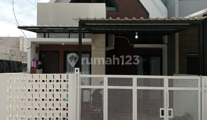 Rumah Mewah Harga Murah Dekat Jakarta Selatan SHM