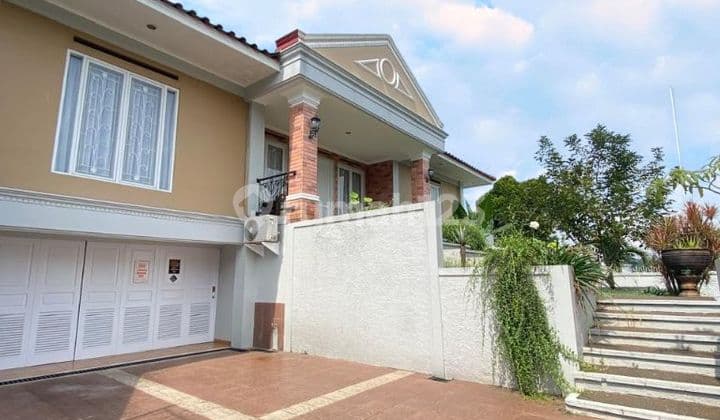 Rumah Luas Terawat Siap Huni di Cinere Depok