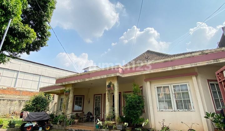 Rumah 2 Lantai Harga Menarik di Cinere Lahan Luas, Lokasi Strategis Dekat ke Tol