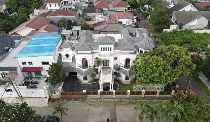 Rumah Mewah di Kawasan Premium Cinere – Fasilitas Lengkap & Desain Elegan