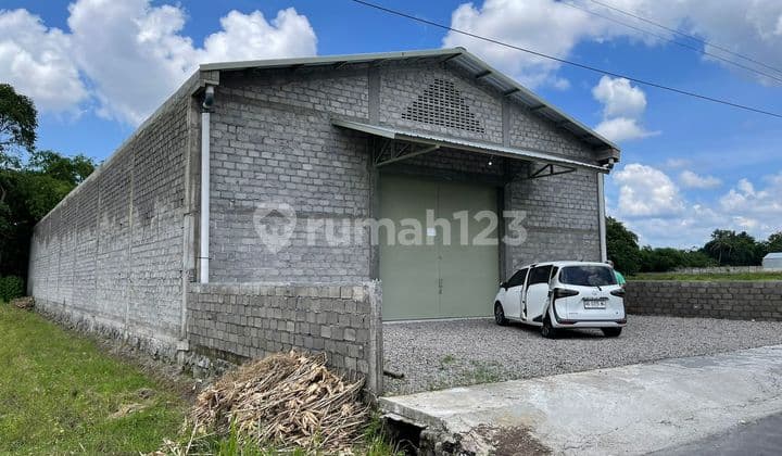 Gudang Murah di Jombor Dekat ke Ringroad Utara, Jl Magelang Km 6, Jcm