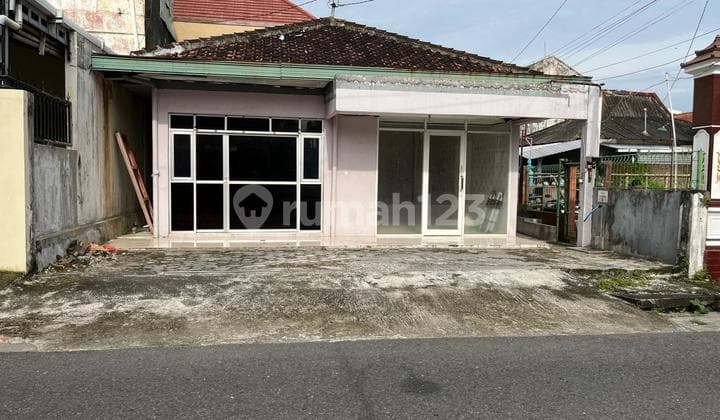 Rumah atau Tempat Usaha Area Jl Kusumanegara Dekat ke Balai Kota, Timoho, Jec Dll