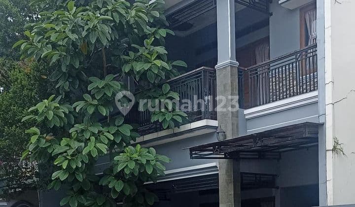 Haji Marno Regency, Cilangkap, Rumah Bagus
