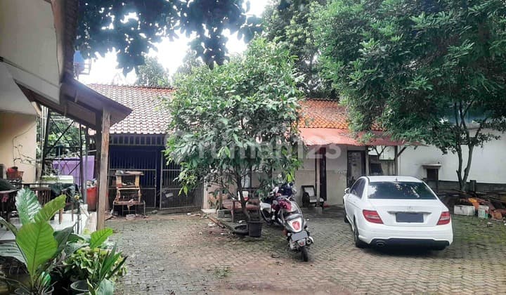 Dijual Rumah Unfurnished Hitung Tanah di Jl Rw Mekar Jaya Serpong
