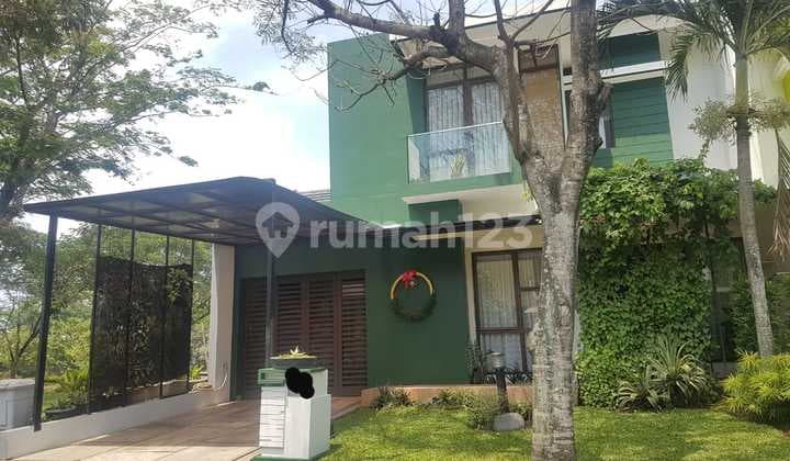 For Sale Beautiful Semi-Furnished House in Foresta BSD