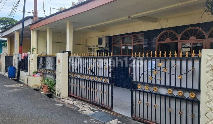 Rumah 2 Lantai di Jln. Malaka Jakarta Timur